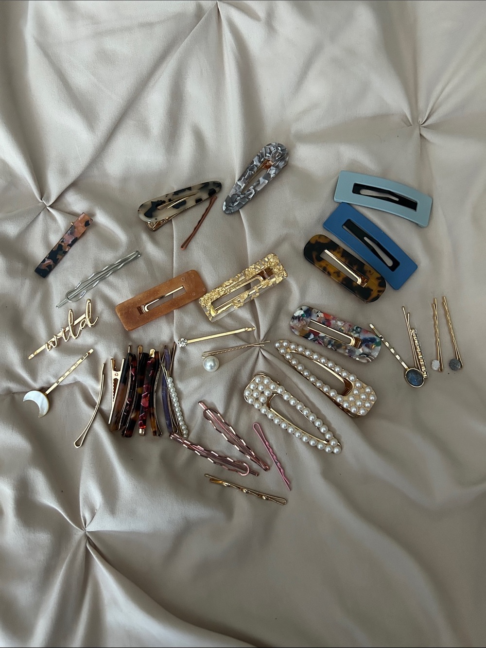 Women’s Hair Clip Barrette Bobby Pin Mixed Lot 25+ Pieces
